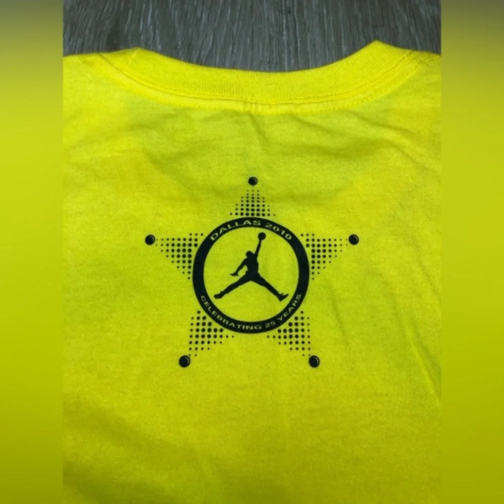 Vintage Nike Air Jordan‎ 25th Anniversary T-Shirt Yellow Black Men's Size XL